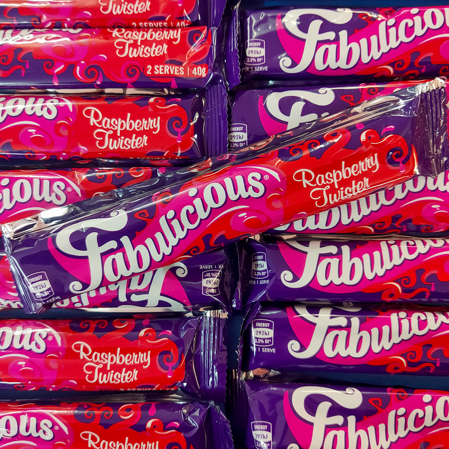 Licorice Twist Raspberry – LollyShop NZ